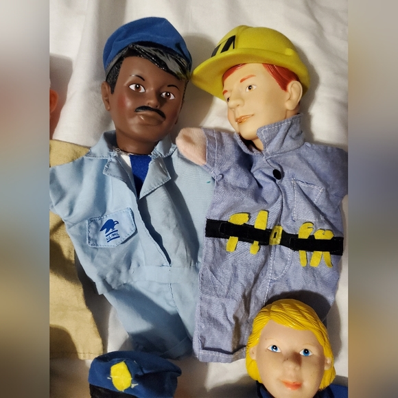 : 11pc Vintage Learning Resources hand puppets and pappa geppetto fabric stage - Picture 9 of 16